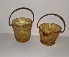 2 cinzeiros de vidro âmbar/amarelo diferentes em forma de balde e balde vintage comprar usado  Enviando para Brazil