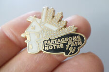 Broche pin badge d'occasion  Dompaire