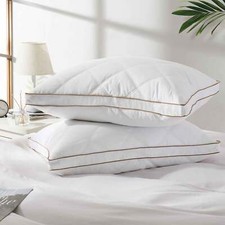 Set bed pillows for sale  Ontario