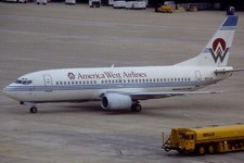 Slide colorido original 35mm da America West Airlines Boeing 737-3G7 N162AW, usado comprar usado  Enviando para Brazil