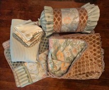 Bedding set queen for sale  Marietta