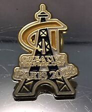Pin badge paris24 d'occasion  Oppède