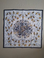 Guerlain scarf d'occasion  Expédié en Belgium