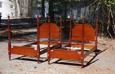 Vintage pair traditional for sale  Holland