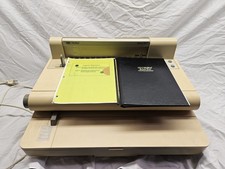 GBC VeloBind System 2 dois perfuradores elétricos máquina de encadernação térmica capacidade 500 comprar usado GBC VeloBind System 2 dois perfuradores elétricos máquina de encadernação térmica capacidade 500 comprar usado  Enviando para Brazil