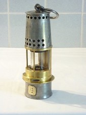 Belle lampe mineur d'occasion  Saint-Romain-le-Puy