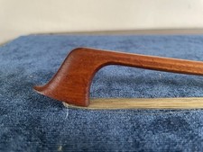 Belo arco de violoncelo antigo montado em prata comprar usado  Enviando para Brazil