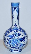Lovely blue delft for sale  Oswego