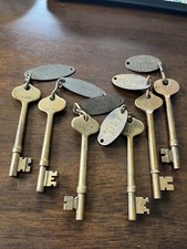 6 chaves de navio antigas vintage de latão com etiquetas de localização de sala veja Desc para detalhes comprar usado  Enviando para Brazil