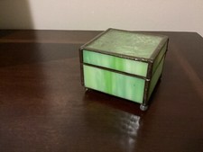 Anel/bugigangas vintage de vidro estampado gravado caixa de joias com encosto comprar usado  Enviando para Brazil