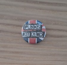 Badge punk 25mm d'occasion  Grenoble-
