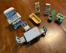 Lote de 10 móveis vintage de ferro fundido para casa de bonecas Kilgore  comprar usado Lote de 10 móveis vintage de ferro fundido para casa de bonecas Kilgore  comprar usado  Enviando para Brazil