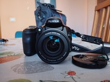 Fotocamera digitale fujifilm usato  Corato