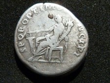 Trajano denario de plata * VICTORIA sentada OPTIMO PRINCIPI Roma 101-102 DC Raro comprar usado  Enviando para Brazil