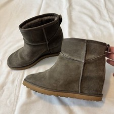Ugg women classic for sale  Birmingham