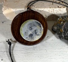 Collana unisex noce usato  Magione