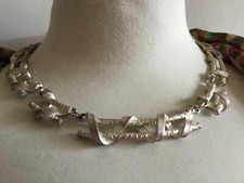 Collier articulé argenté d'occasion  Auch