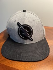 Boné bola flash homem mais rápido vivo cinza e preto ajustável Snapback comprar usado  Enviando para Brazil