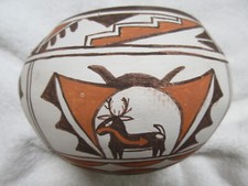 Nice zuni pottery for sale  Lincoln