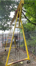 Mobile lifting gantry for sale  DONCASTER