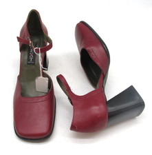 Next size women for sale  MIRFIELD