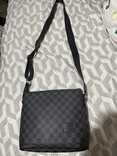 Louis vuitton crossbody for sale  Cedar Hill
