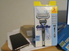 Gillette skinguard sensitive for sale  EDINBURGH