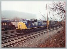 Foto de ferrovia - CSX #712 locomotiva a diesel década de 1990 trem de carga, usado comprar usado  Enviando para Brazil