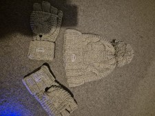 Superdry hat glove for sale Superdry hat glove for sale  MAIDSTONE