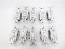 Pacote com 10 interruptores de alternância com fio único polo 20A 120/277V comprar usado Pacote com 10 interruptores de alternância com fio único polo 20A 120/277V comprar usado  Enviando para Brazil