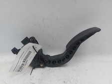 180020024r pedale acceleratore usato 180020024r pedale acceleratore usato  Torre del Greco