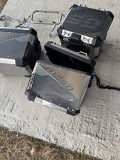 Kit valigie bmw usato  Rosolini