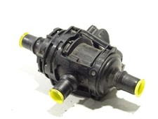 Pompe eau renault d'occasion  Saint-Lizier