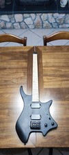 Chitarra elettrica headless usato  Taranto