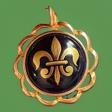 Pendentif fleur lys d'occasion  Bordeaux-