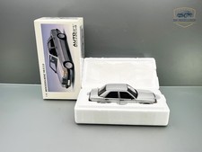 Usado, 1:18 AutoArt 76134 Mercedes Benz 190E 2.0 met.siilbergrau // 4 N 0517 comprar usado  Enviando para Brazil