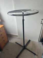 Laden kleiderständer gebraucht kaufen Laden kleiderständer gebraucht kaufen  Versand nach Germany