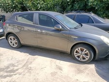 Disponibili ricambi alfa usato  Cerignola