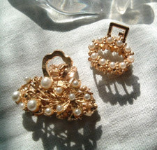 Pair large small for sale  Clinton