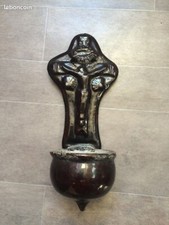 Antiquité benitier terre d'occasion Antiquité benitier terre d'occasion  La Meignanne