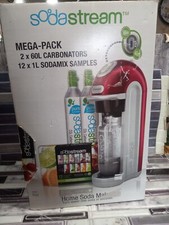 Máquina de fazer refrigerante Soda Stream com garrafa e 2 cilindros de CO2 1 Sodamix modelo Fizz comprar usado  Enviando para Brazil