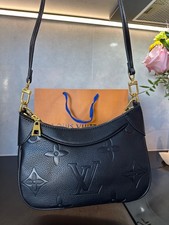 torebka Louis Vuitton Wygodna torebka.                                          , używany na sprzedaż torebka Louis Vuitton Wygodna torebka.                                          , używany na sprzedaż  PL