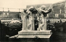 Usado, Milano Monumeno Famiglia Pozzani comprar usado Usado, Milano Monumeno Famiglia Pozzani comprar usado  Enviando para Brazil