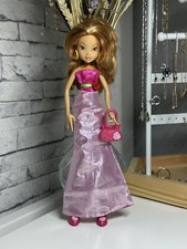 Poupée winx flora d'occasion  Metz-