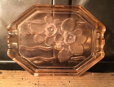 Cendrier verre rose d'occasion  Thumeries