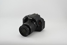 Kit de câmera digital Canon EOS Rebel T3i 18MP com lente EF-S 18-55mm II comprar usado Kit de câmera digital Canon EOS Rebel T3i 18MP com lente EF-S 18-55mm II comprar usado  Enviando para Brazil