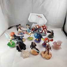 Lote de 14 bonecos Disney Infinity 2.0 e 3.0 + 3 Cristals e Xbox 360 Portal  comprar usado  Enviando para Brazil