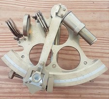 Ancien sextant scientifique d'occasion  Frejus