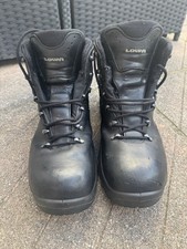 Lowa gortex men for sale  PLYMOUTH