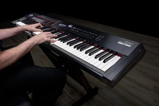 Roland 2000 digital for sale  MIDDLESBROUGH